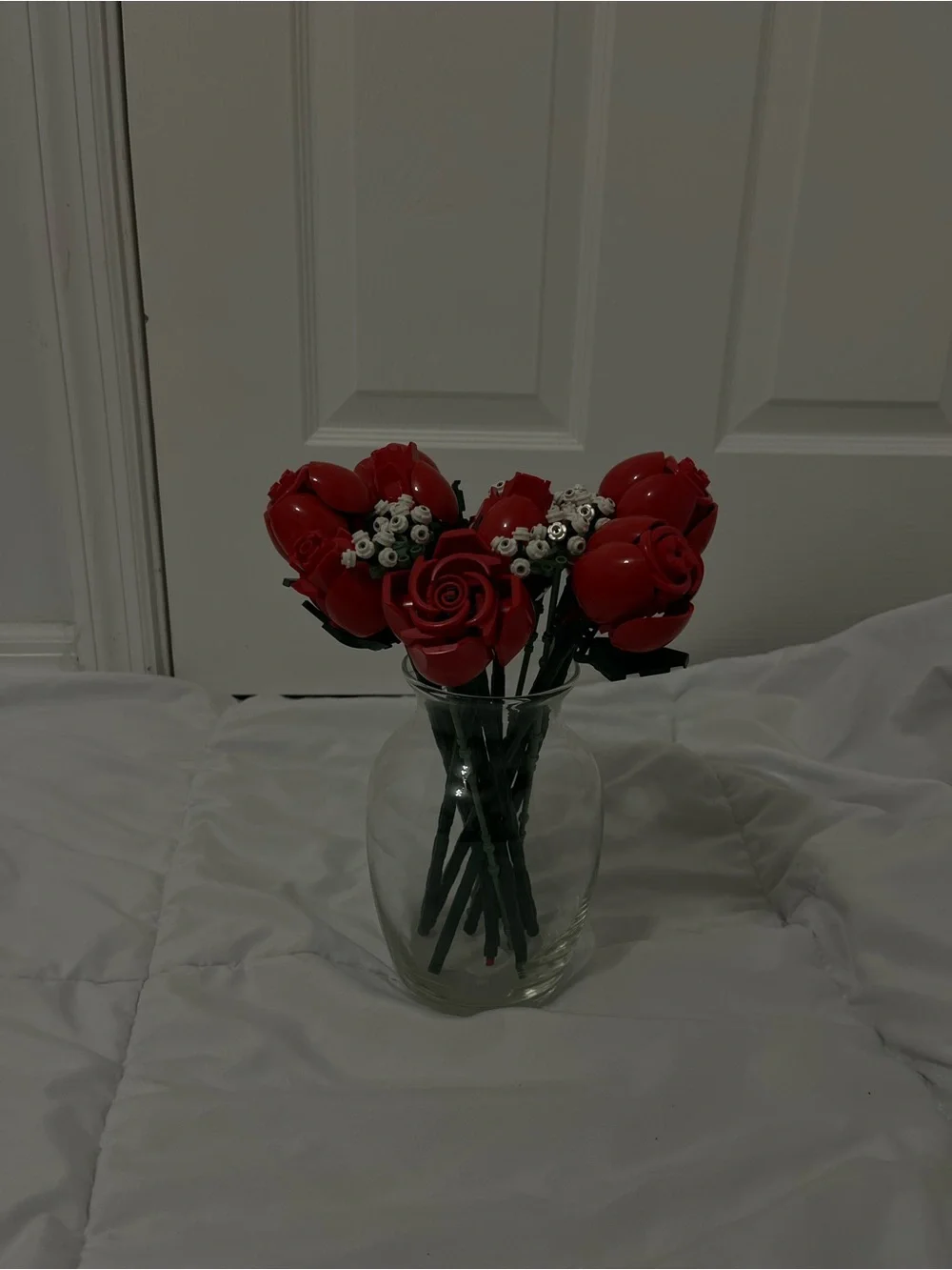 Lego red roses already built comes with vase